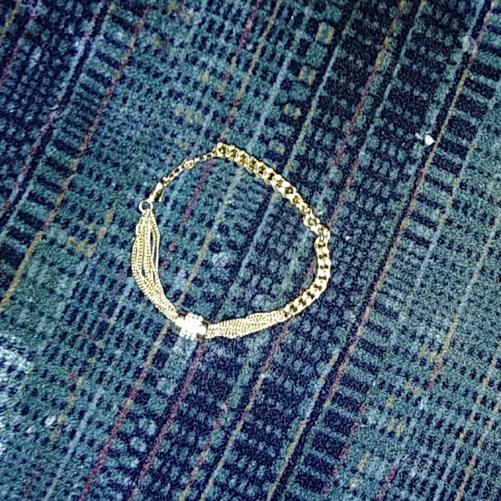 Gold bracelet